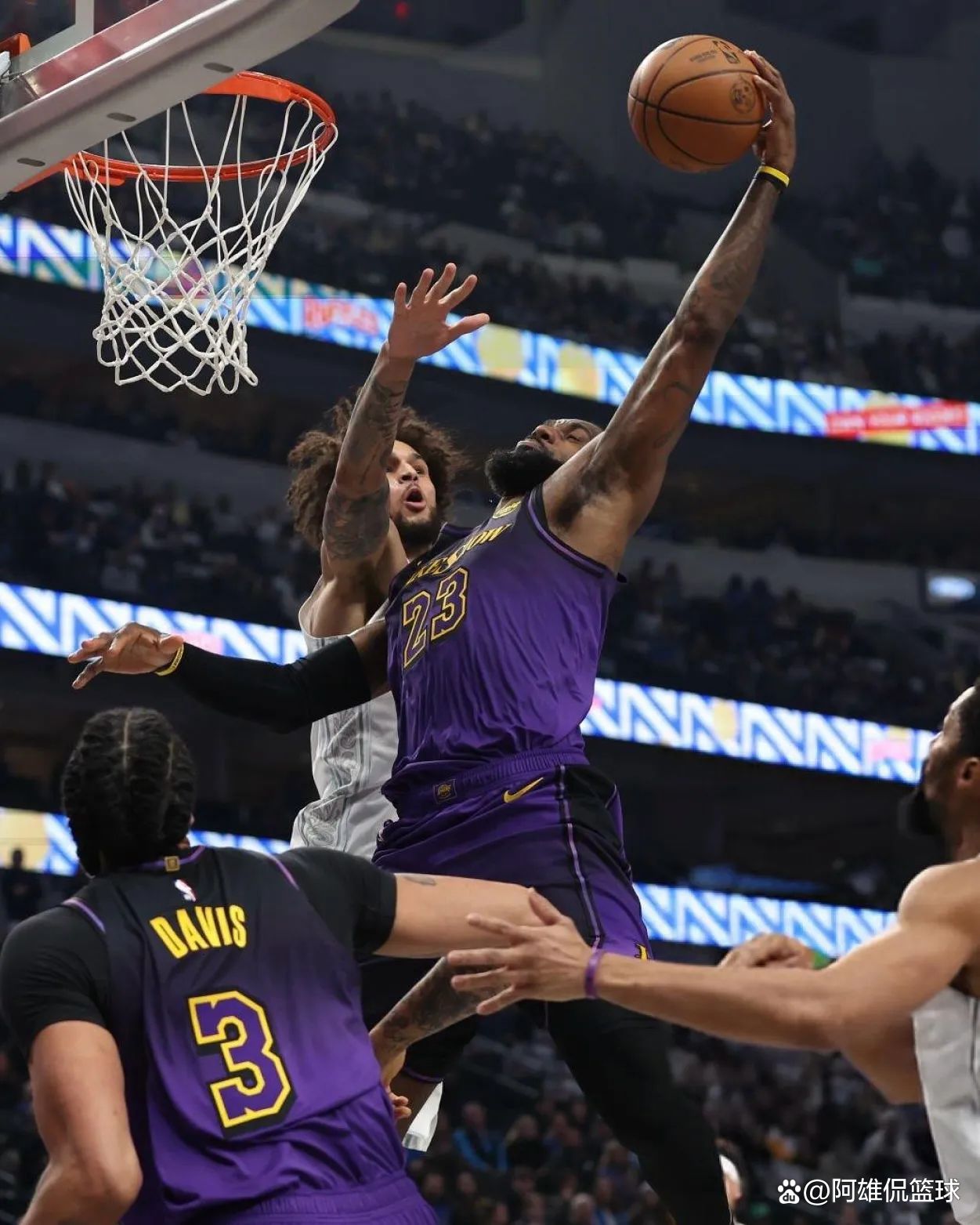 NBA常规赛倒计时,达拉斯独行侠窗口期内部沟通,细节引发关注,球迷炸锅,资深球员宣示担当的简单介绍 NBA常规赛倒计时,达拉斯独行侠窗口期内部沟通,细节引发关注,球迷炸锅,资深球员宣示担当的简单介绍