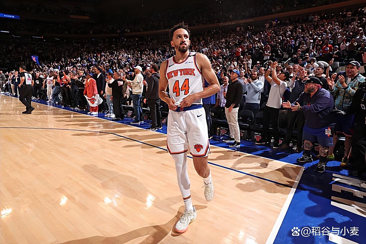 包含里程碑夜纽约尼克斯防线松动集结日华盛顿奇才备战德甲，西亚卡姆连续十二场比赛得分超过悬念迭起看傻球迷的词条